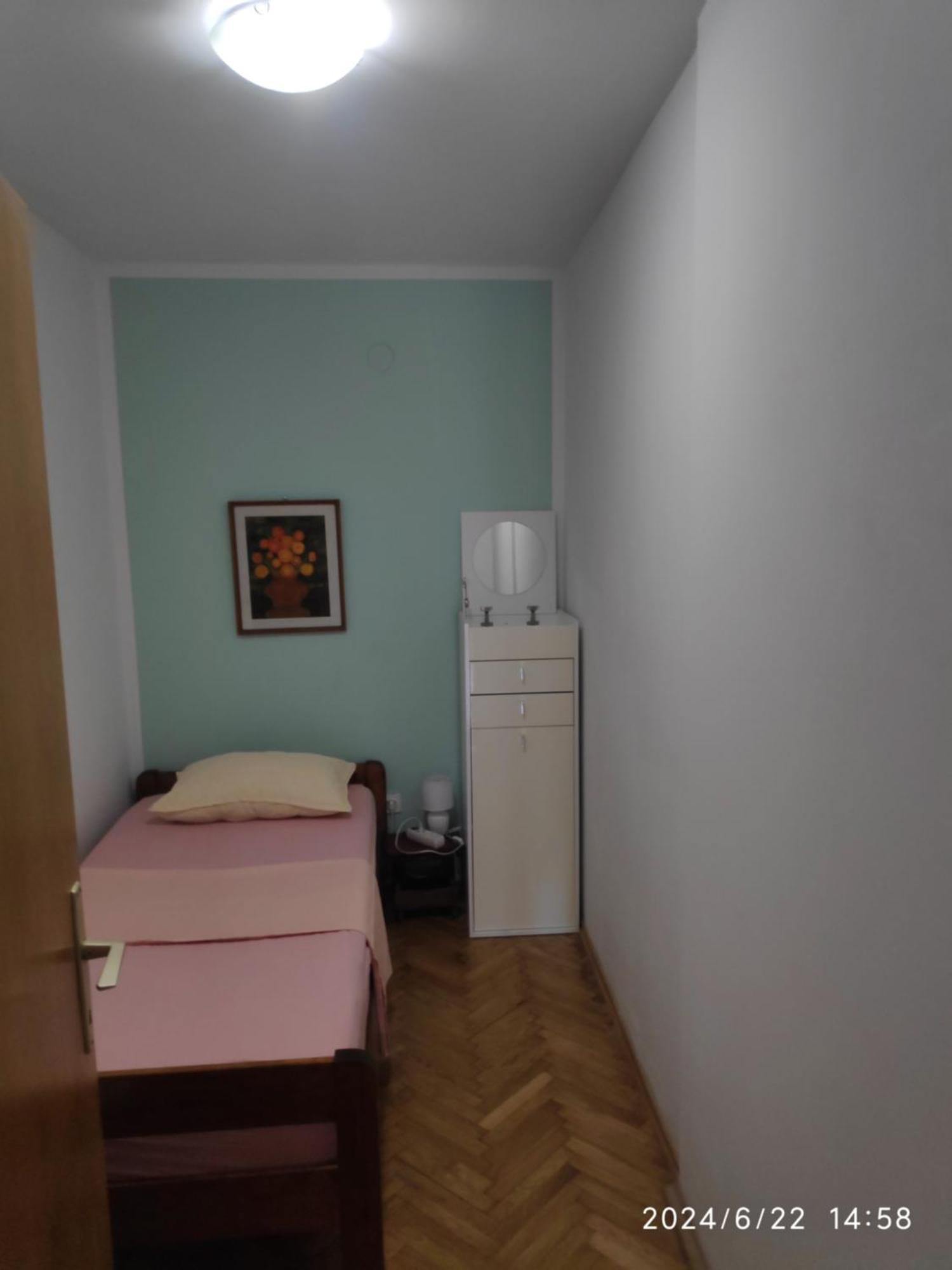 Appartement Spacious With Big Garden Near