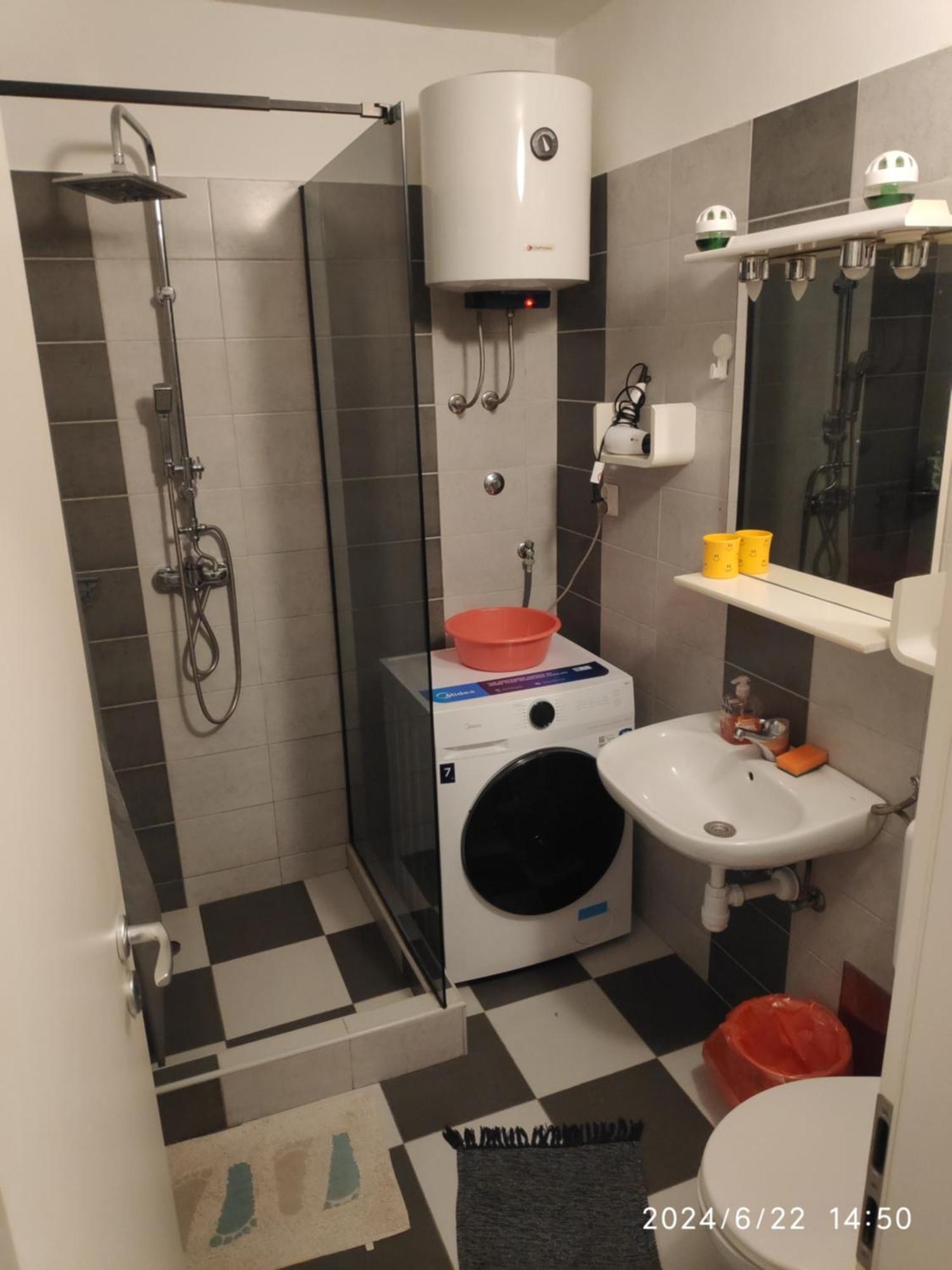 Spacious With Big Garden Near Appartement Split